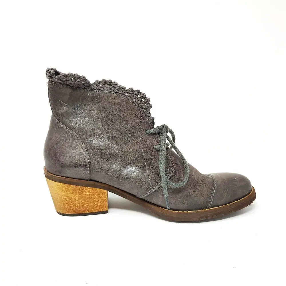 Latigo womens ankle